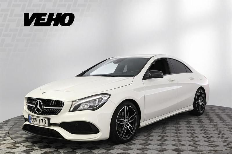 Valkoinen Käytetty 2017 Mercedes CLA200 Business Coupe - kaksiovinen | 21 800 € (Perustarjous) - Kuva 1/4