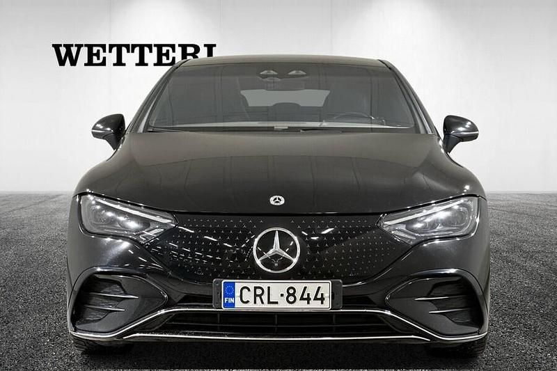 Käytetty Mercedes EQE350 Advanced 214 kW (292 HP) 2023 Musta Sedan