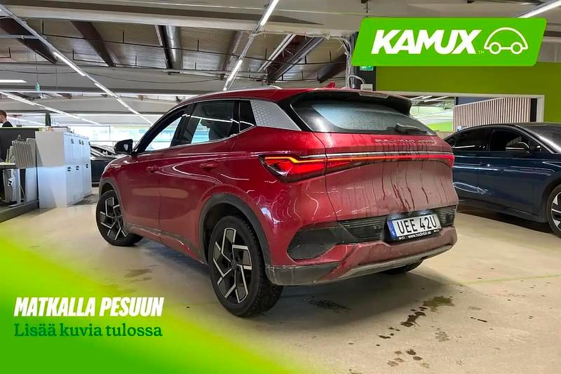 Käytetty BYD Atto 3 Active 150 kW (204 HP) 2022 Punainen Katumaasturi