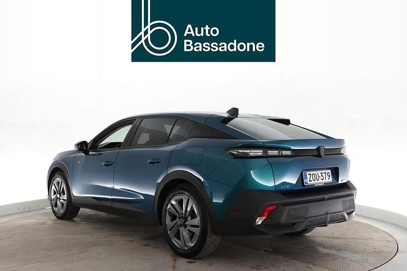 Käytetty Peugeot 408 Allure 224 HP (164 kW) 2023 Sedan