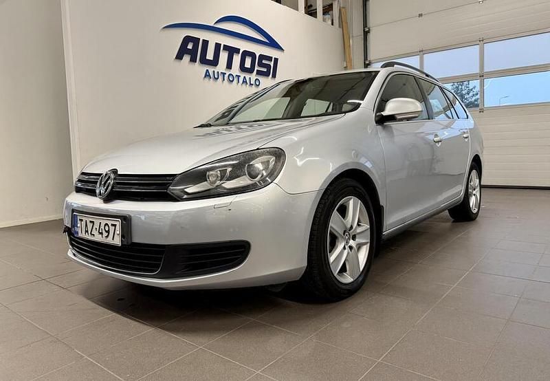 Harmaa Käytetty 2010 VW Golf VI Comfortline Farmari | 3 980 € (Hieman kallis) - Kuva 1/4