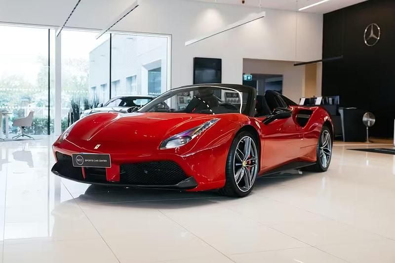 Käytetty Ferrari 488 2016 Avoauto