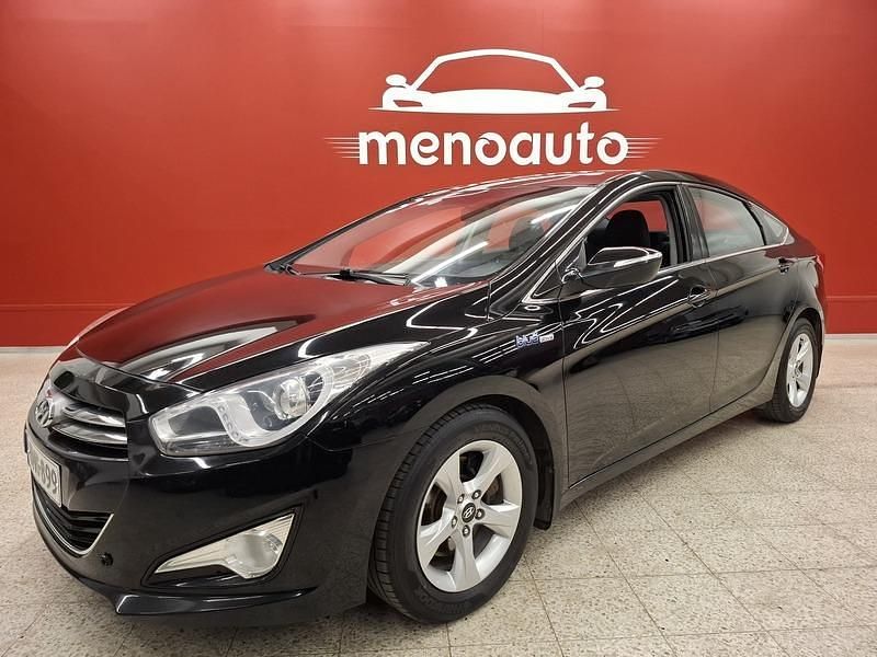 Käytetty Hyundai i40 Comfort 135 HP (99 kW) 2012 Sedan