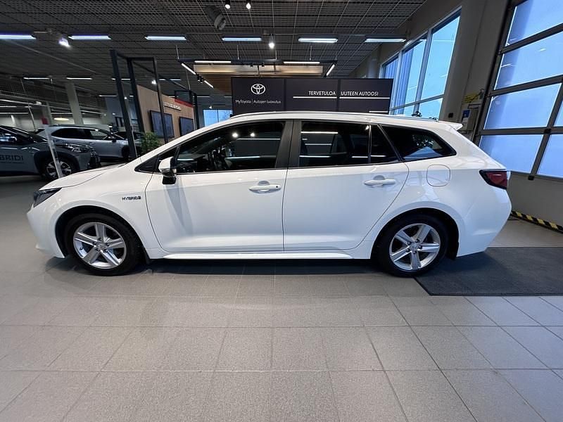 Käytetty Toyota Corolla Active 122 HP (89 kW) 2020 Valkoinen Farmari