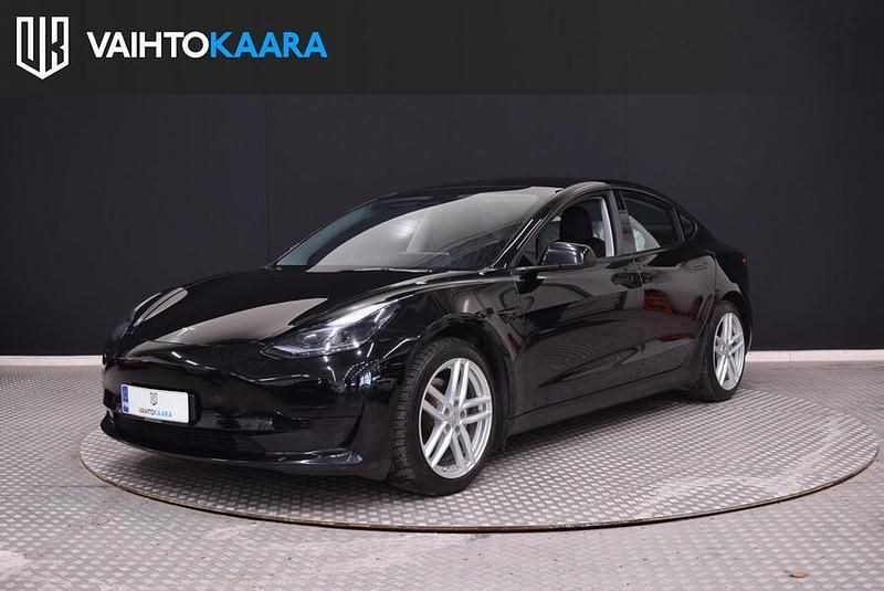 Käytetty 2022 Tesla Model 3 Standard Range Sedan | 24 860 € (Perustarjous) - Kuva 1/2