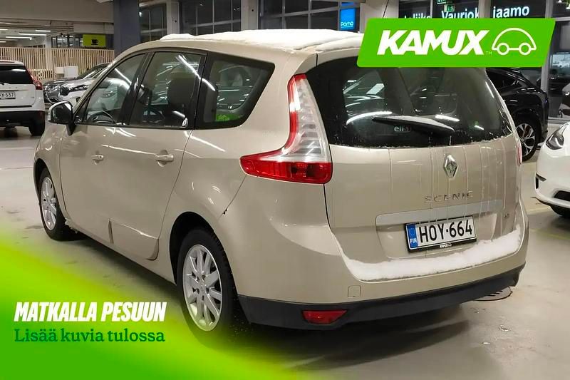 Käytetty Renault Grand Scénic III Dynamique 131 HP (96 kW) 2010 Beige pepper Tila-auto