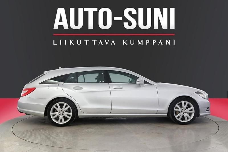 Käytetty Mercedes CLS350 Shooting Brake 265 HP (194 kW) 2013 Farmari