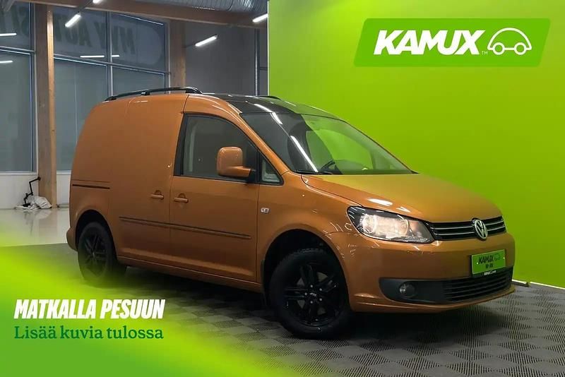 Käytetty VW Caddy Edition 102 HP (75 kW) 2014 Oranssi Tila-auto