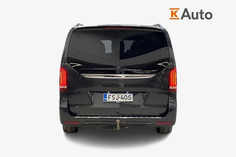 Käytetty Mercedes V300 AMG 239 HP (175 kW) 2019 Tila-auto