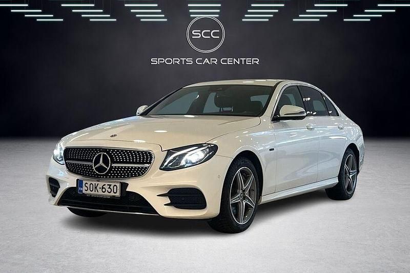 Käytetty 2020 Mercedes E300 Business Sedan | 29 600 € (Hieman kallis) - Kuva 1/4