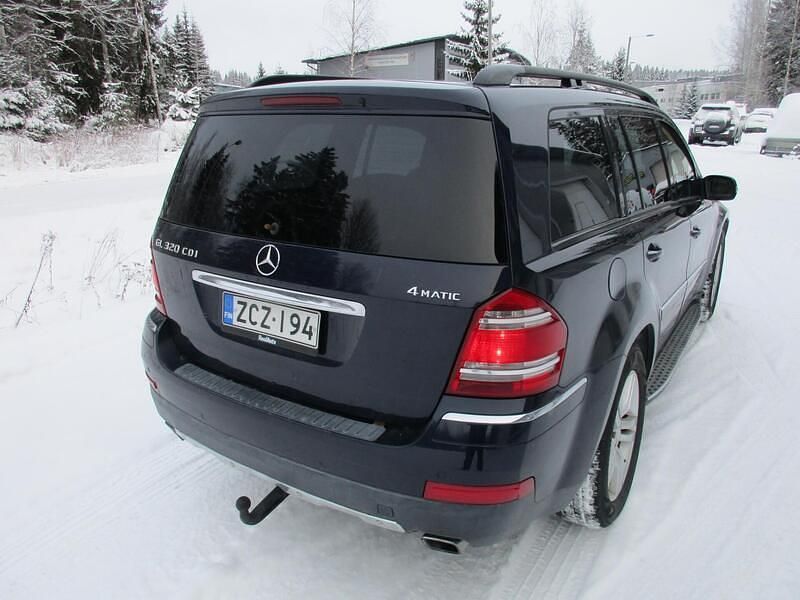 Käytetty Mercedes GL320 2006 Katumaasturi