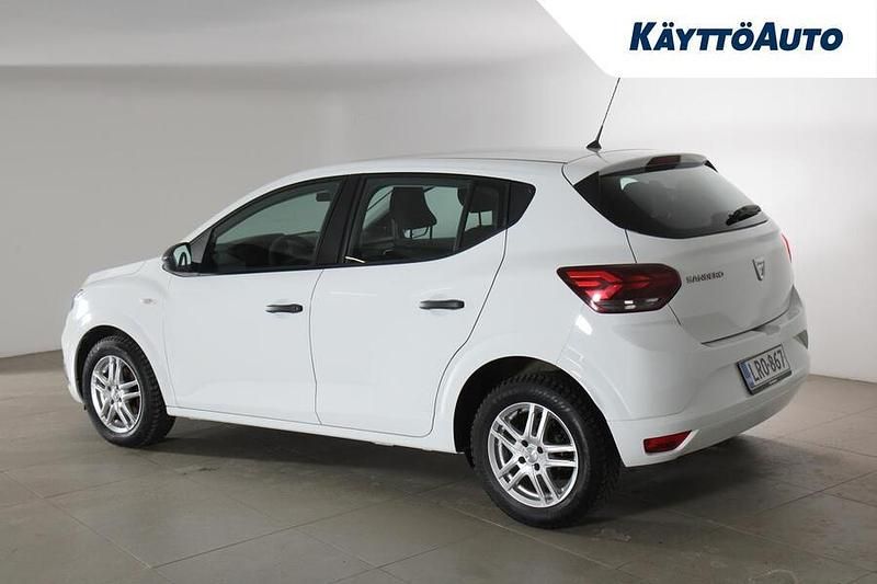 Käytetty Dacia Sandero Essentiel 91 HP (66 kW) 2022 Glacier white Viistoperä