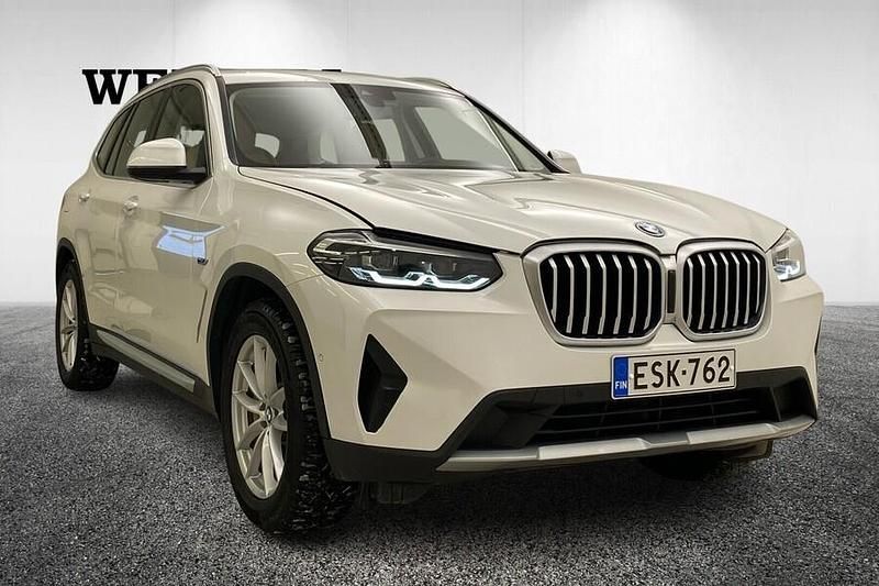 Valkoinen Käytetty 2022 BMW X3 Katumaasturi | 34 790 € (Perustarjous) - Kuva 1/4