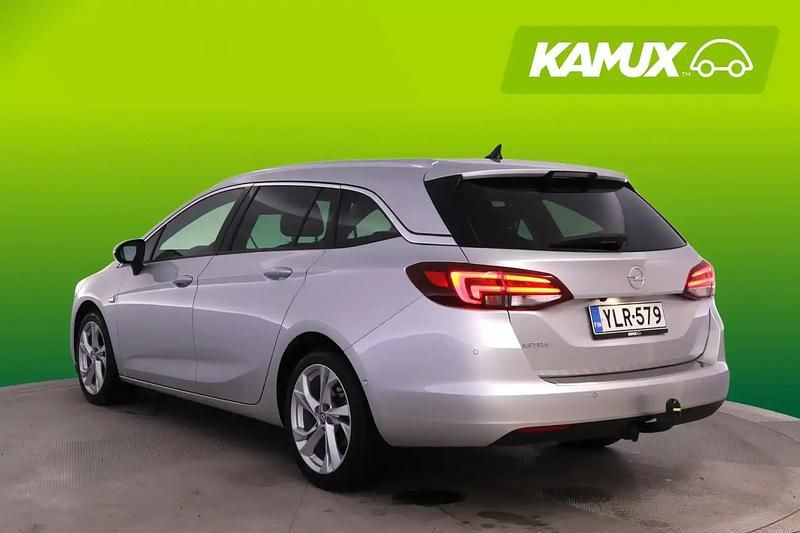 Käytetty Opel Astra Executive 145 HP (106 kW) 2020 Hopea / harmaa Farmari
