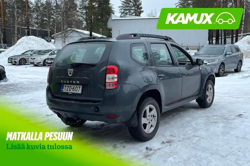 Käytetty Dacia Duster Lauréate 150 HP (110 kW) 2014 Hopea / harmaa Katumaasturi