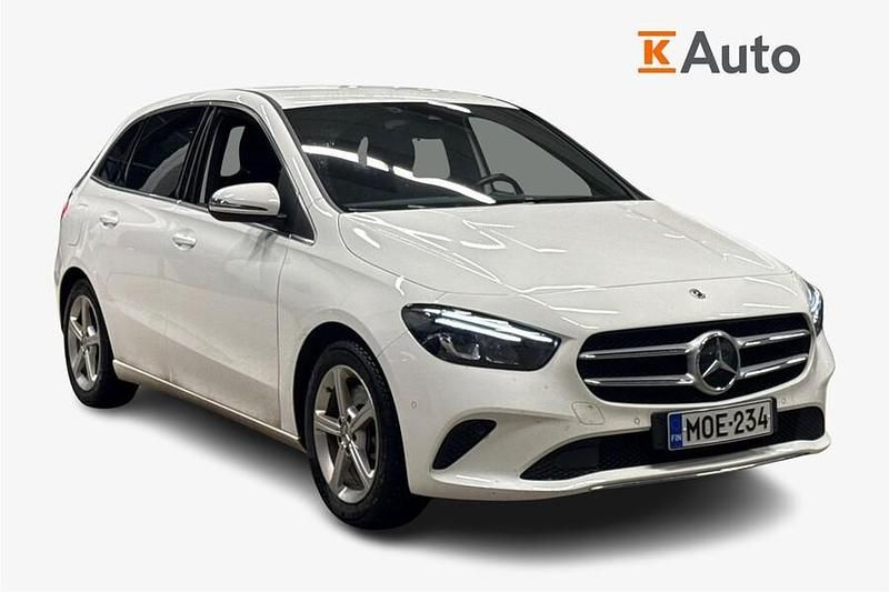 Käytetty 2022 Mercedes B250e Business Tila-auto | 24 800 € - Kuva 1/3