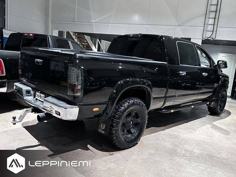 Käytetty Dodge Ram 326 HP (239 kW) 2006 Nouto