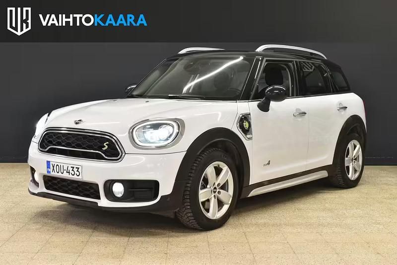 Käytetty 2018 Mini Cooper Countryman Essential Katumaasturi | 11 500 € (Kallis) - Kuva 1/4