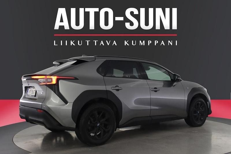 Käytetty Subaru Solterra 160 kW (218 HP) 2023 Katumaasturi
