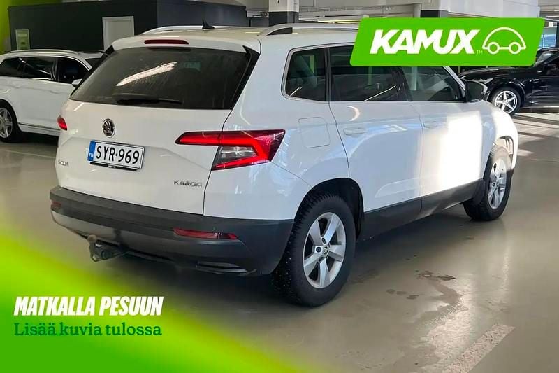Käytetty Skoda Karoq Style 116 HP (85 kW) 2019 Valkoinen Katumaasturi