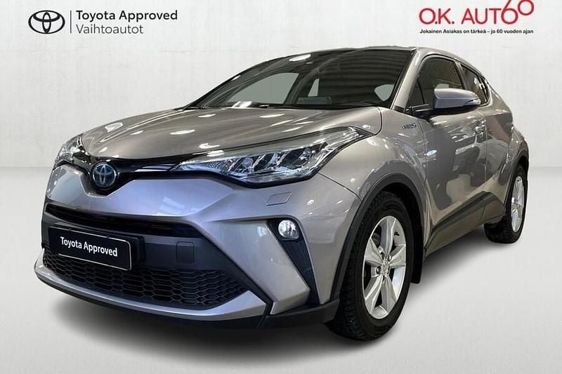 Käytetty Toyota C-HR Active 122 HP (89 kW) 2020 Hopea Katumaasturi