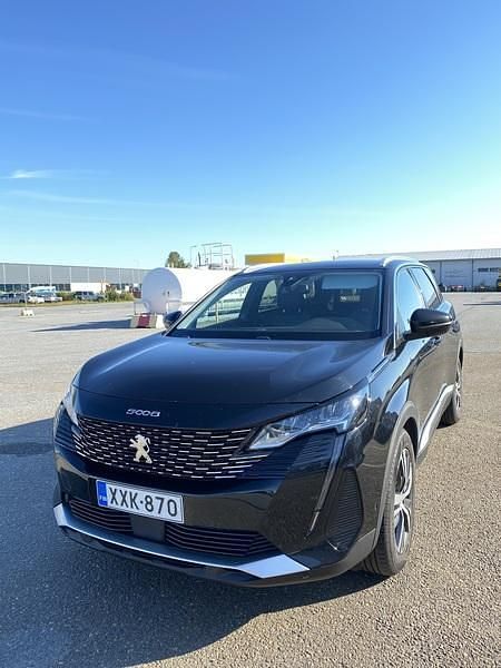 Musta Käytetty 2021 Peugeot 5008 Allure Tila-auto | 24 900 € (Perustarjous) - Kuva 1/4