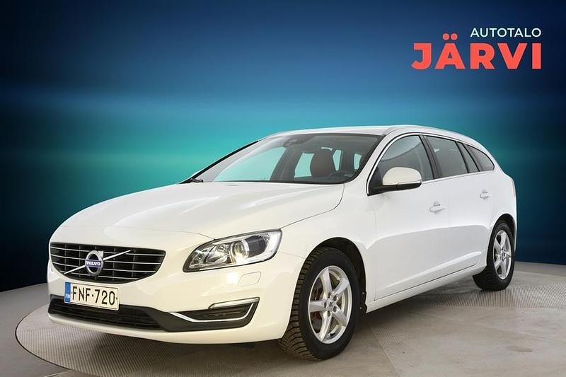 Valkoinen Käytetty 2018 Volvo V60 Business Edition Farmari | 16 900 € (Supertarjous) - Kuva 1/3
