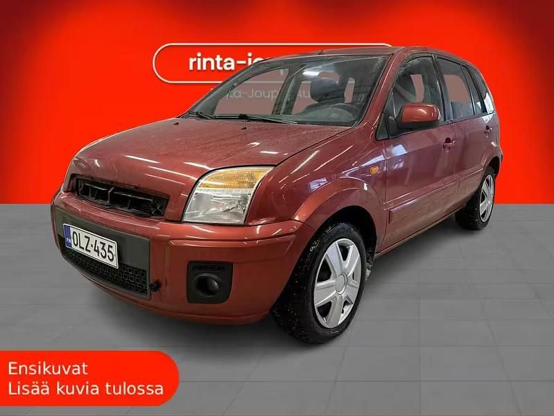 Käytetty Ford Fusion Limited 2010 Viistoperä