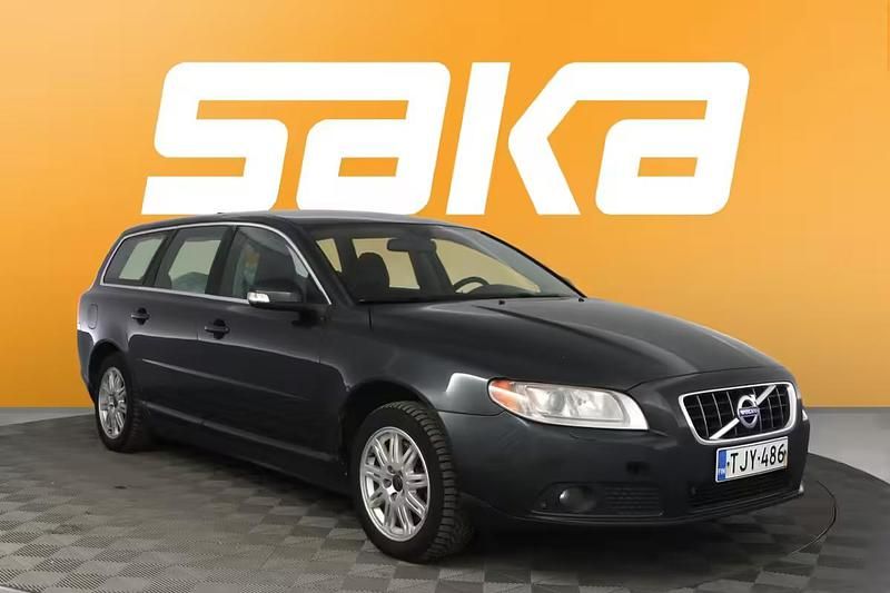 Käytetty Volvo V70 2010 Farmari