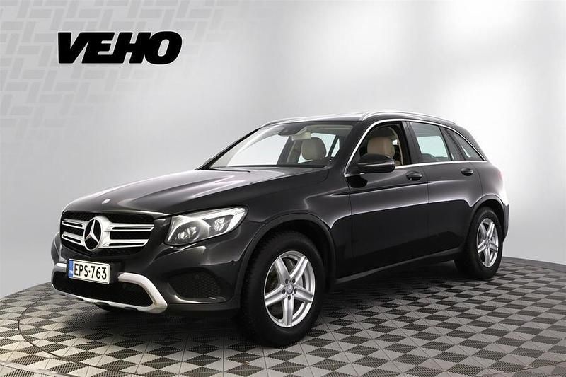 Musta Käytetty 2015 Mercedes GLC220 Business Katumaasturi | 24 500 € (Perustarjous) - Kuva 1/4