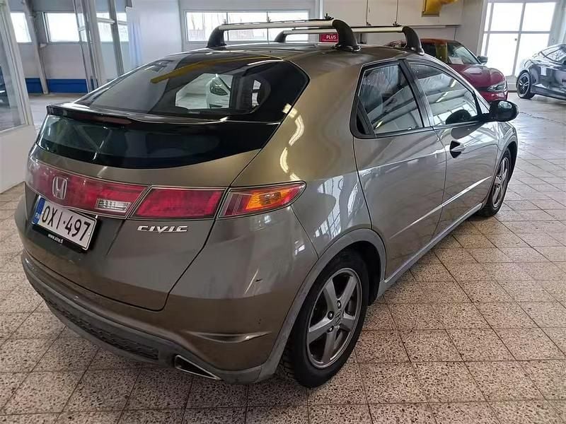 Käytetty Honda Civic Sport 140 HP (102 kW) 2006 Harmaa Viistoperä