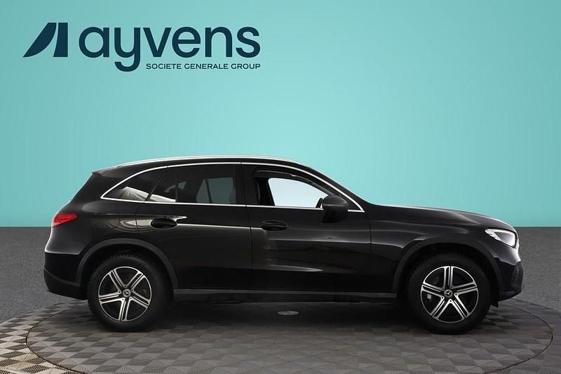 Käytetty Mercedes GLC300e 313 HP (230 kW) 2024 Musta Katumaasturi