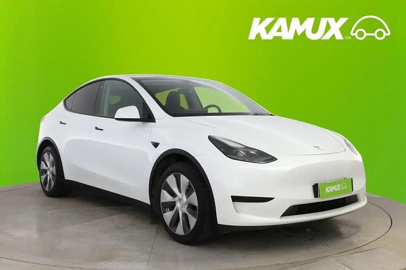 Käytetty Tesla Model Y RWD 219 kW (299 HP) 2023 Valkoinen Katumaasturi