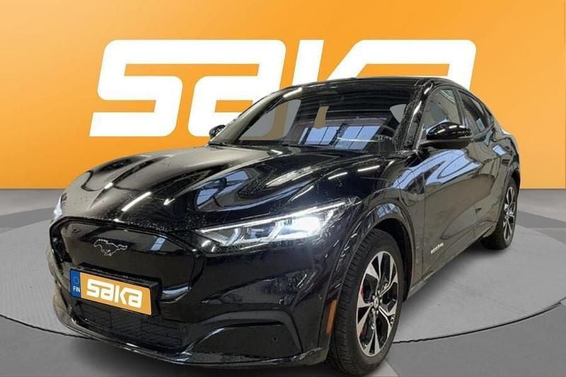 Käytetty Ford Mustang Mach-E Premium 197 kW (269 HP) 2023 Katumaasturi