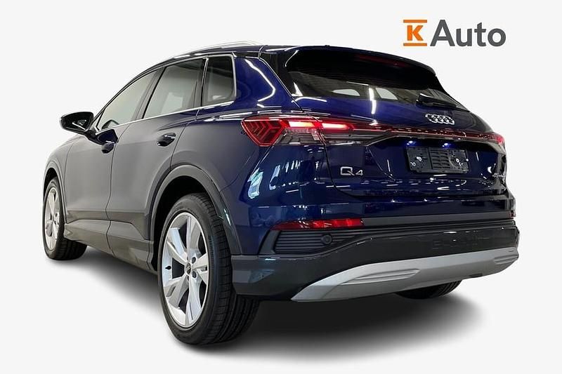 Käytetty Audi Q4 e-tron Advanced Plus 210 kW (286 HP) 2025 Sininen Katumaasturi
