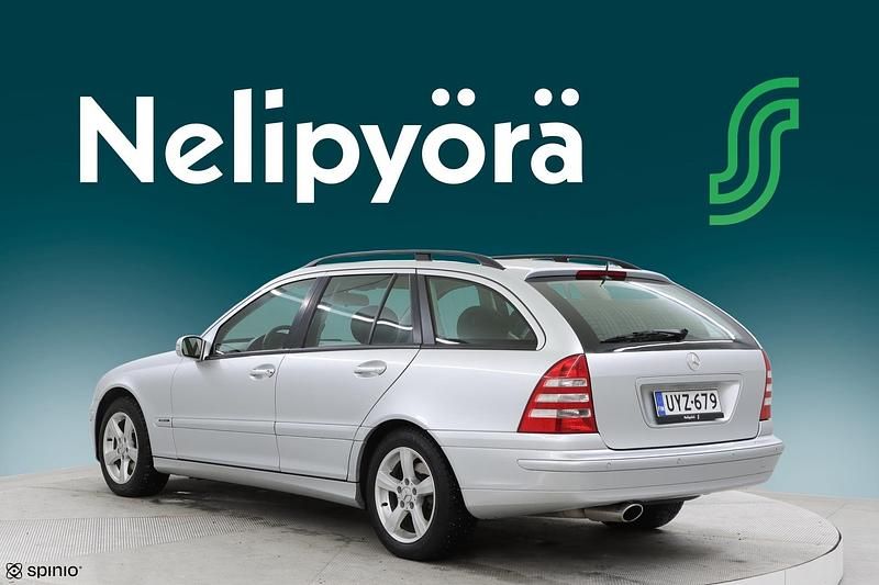 Käytetty Mercedes T180 2006