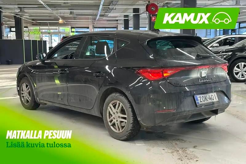 Käytetty Seat Leon 110 HP (80 kW) 2020 Musta Farmari