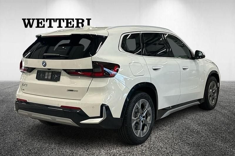 Käytetty BMW iX1 Comfort Edition 230 kW (313 HP) 2025 Katumaasturi