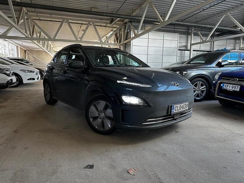 Käytetty Hyundai Kona Style 150 kW (204 HP) 2021 Katumaasturi