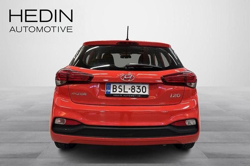Käytetty Hyundai i20 99 HP (72 kW) 2019 Punainen Viistoperä
