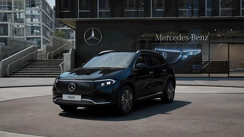 Käytetty Mercedes EQA300 Business 167 kW (228 HP) 2025 Musta Katumaasturi