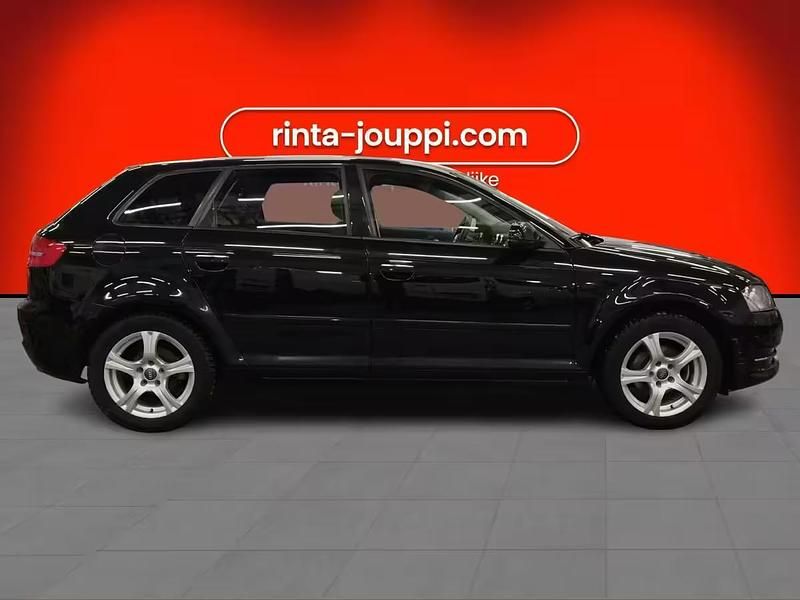 Käytetty Audi A3 Ambiente 102 HP (75 kW) 2010 Viistoperä