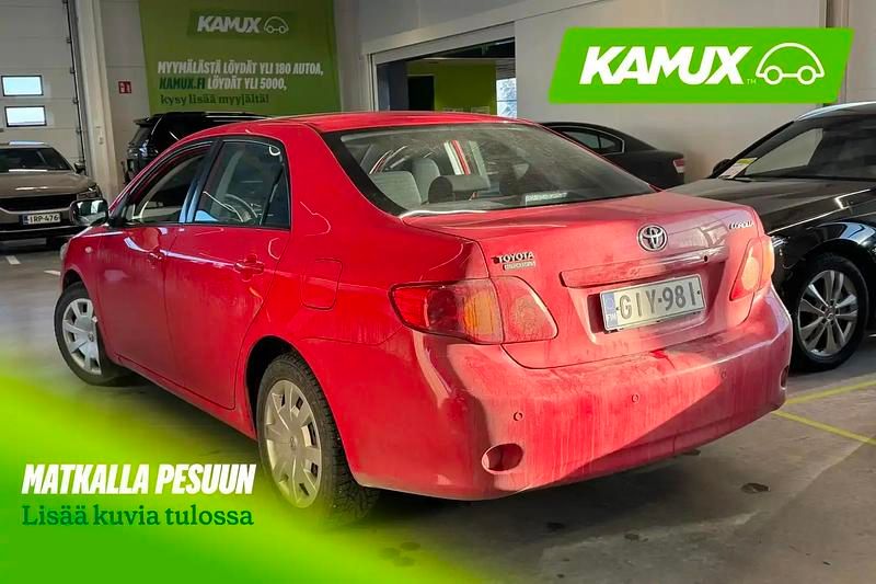 Käytetty Toyota Corolla Sol 132 HP (97 kW) 2011 Punainen Sedan