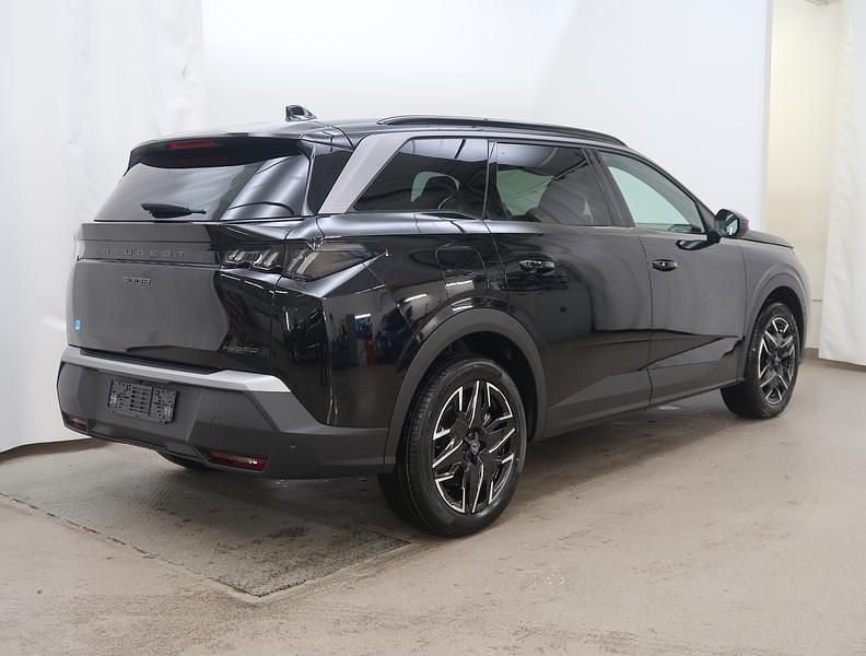 Uusi Peugeot 5008 Allure 136 HP (100 kW) 2025 Katumaasturi