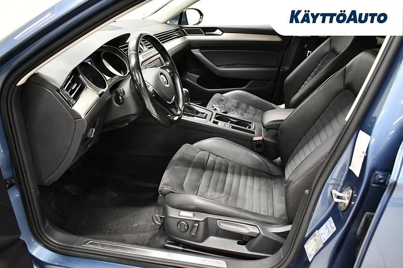 Käytetty VW Passat Comfortline 190 HP (139 kW) 2015 Sininen Farmari