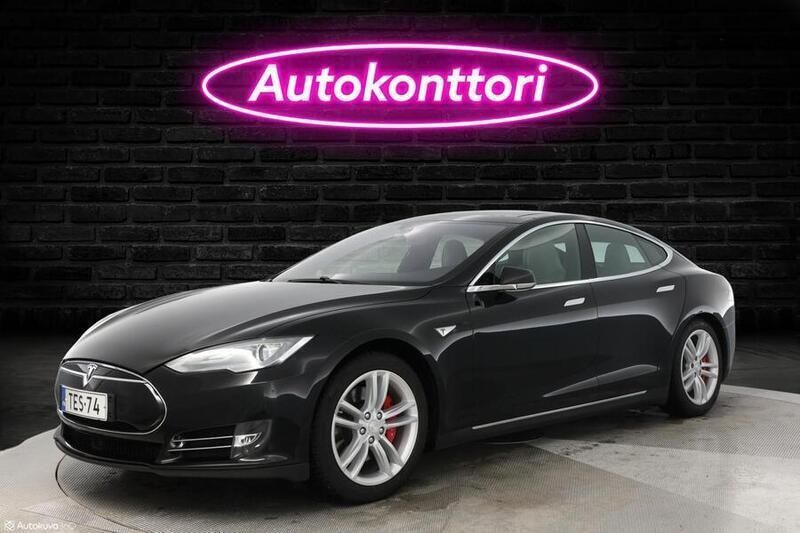 Käytetty 2014 Tesla Model S Sedan | 19 780 € (Kallis) - Kuva 1/4