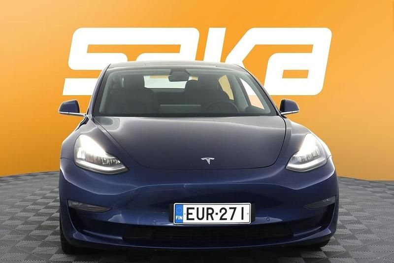 Käytetty Tesla Model 3 339 kW (462 HP) 2020 Sedan