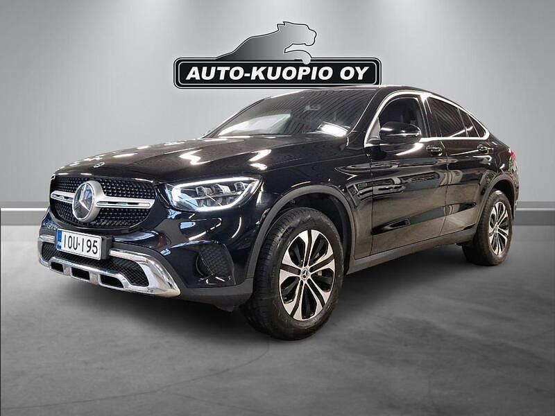 Käytetty Mercedes GLC300e Business 211 HP (155 kW) 2021 Musta Coupe - kaksiovinen