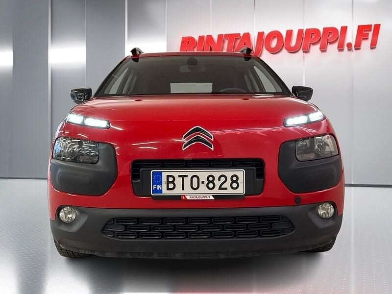 Käytetty Citroën C4 Cactus Shine 82 HP (60 kW) 2016 Viistoperä