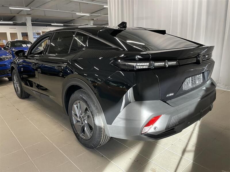 Käytetty Peugeot 408 Allure 136 HP (100 kW) 2024 Musta Sedan